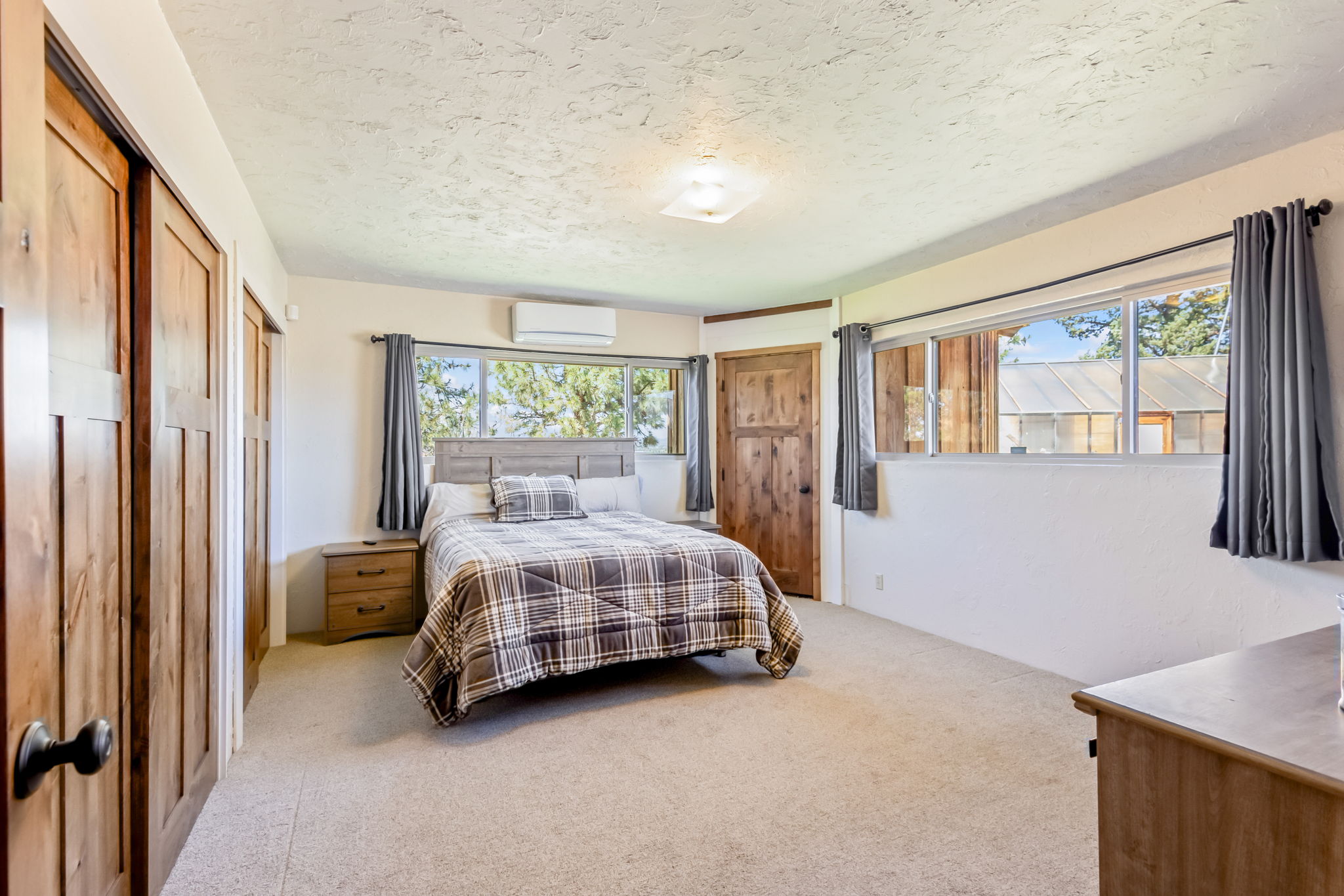 3068SW Reif Rd., Powell Butte, Oregon, 97753, United States, ,4 BathroomsBathrooms,Farm And Agriculture,For Sale,3068SW Reif Rd.,1589447