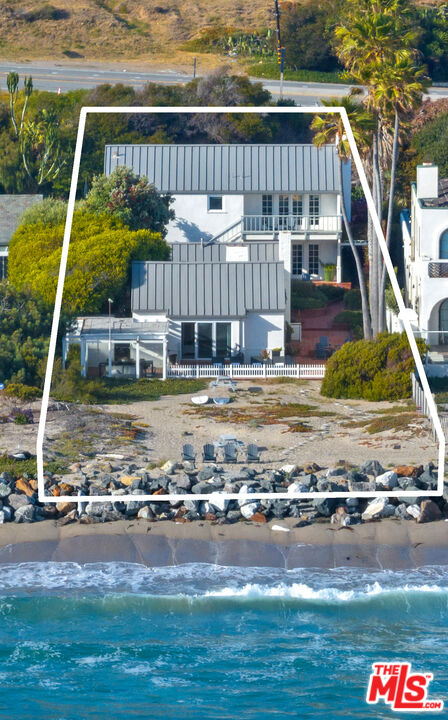 Malibu, California, 90265, United States, 4 Bedrooms Bedrooms, ,4 BathroomsBathrooms,Residential,For Sale,1840661