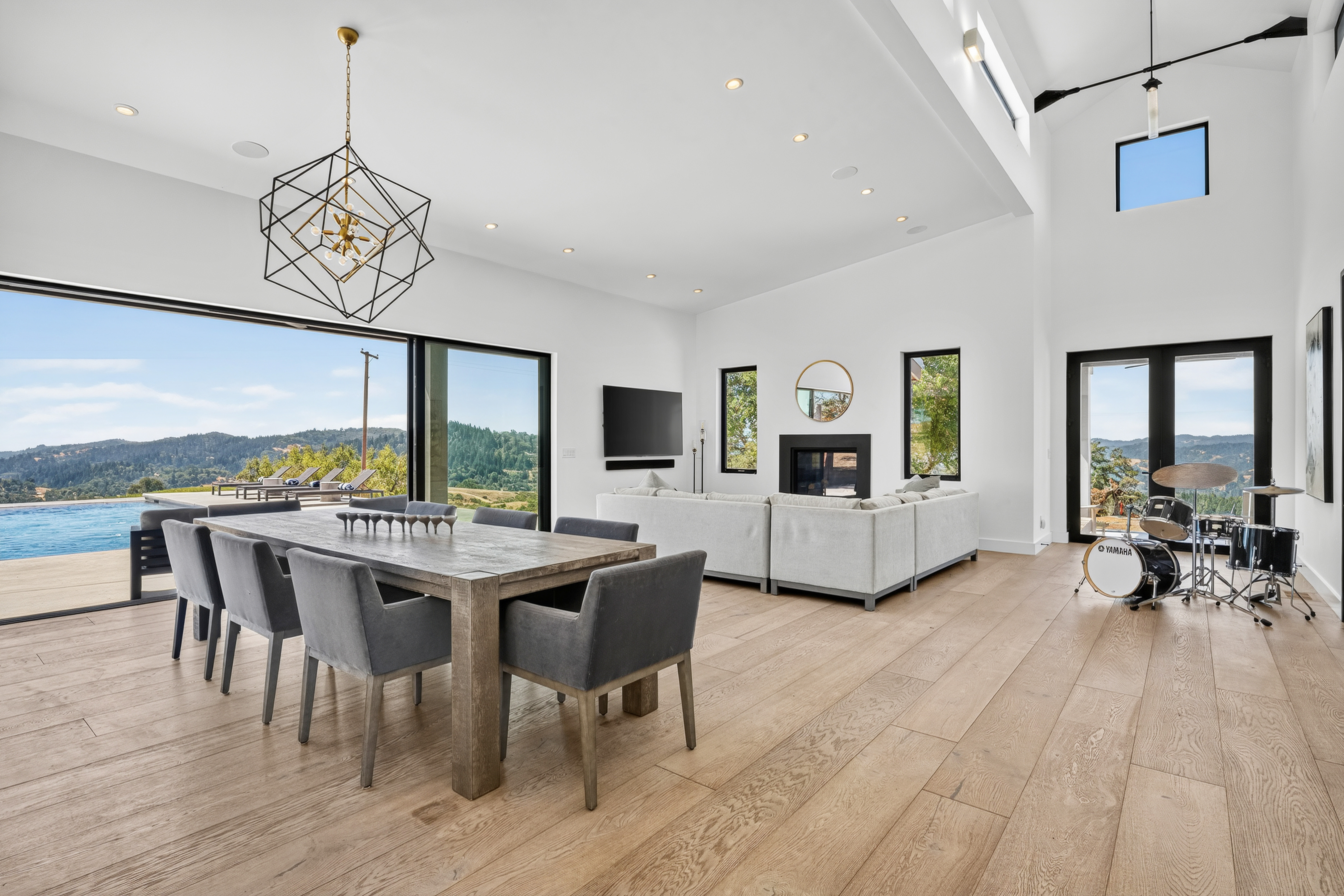 18115 Highlands Ridge Road, Yorkville, CA 95494 - 物件實景