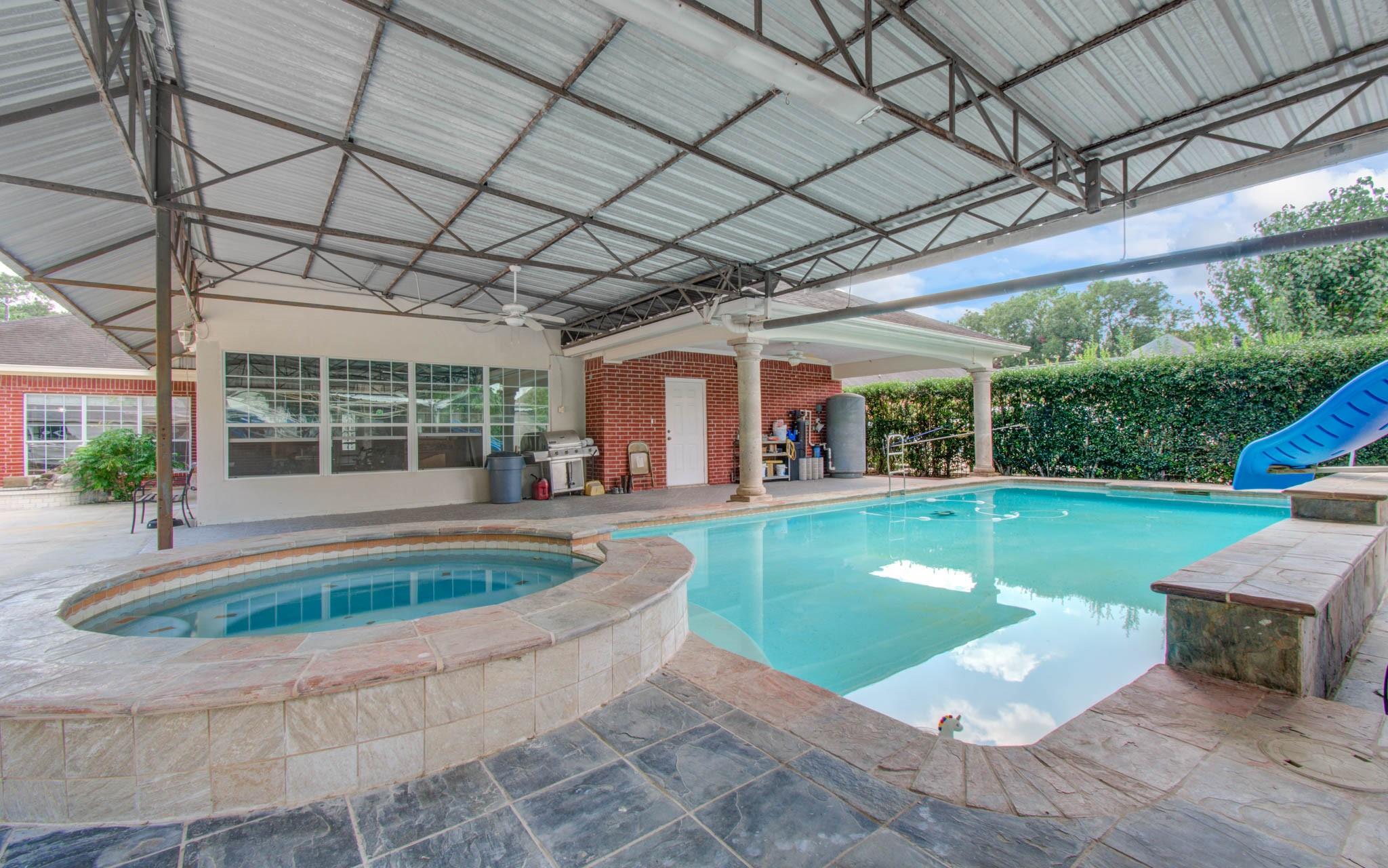 Houston, Texas, 77031, United States, 7 Bedrooms Bedrooms, ,6 BathroomsBathrooms,Residential,For Sale,1983766