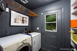 Putnam Valley, New York, 10579, United States, 3 Bedrooms Bedrooms, ,3 BathroomsBathrooms,Residential,For Sale,1928864