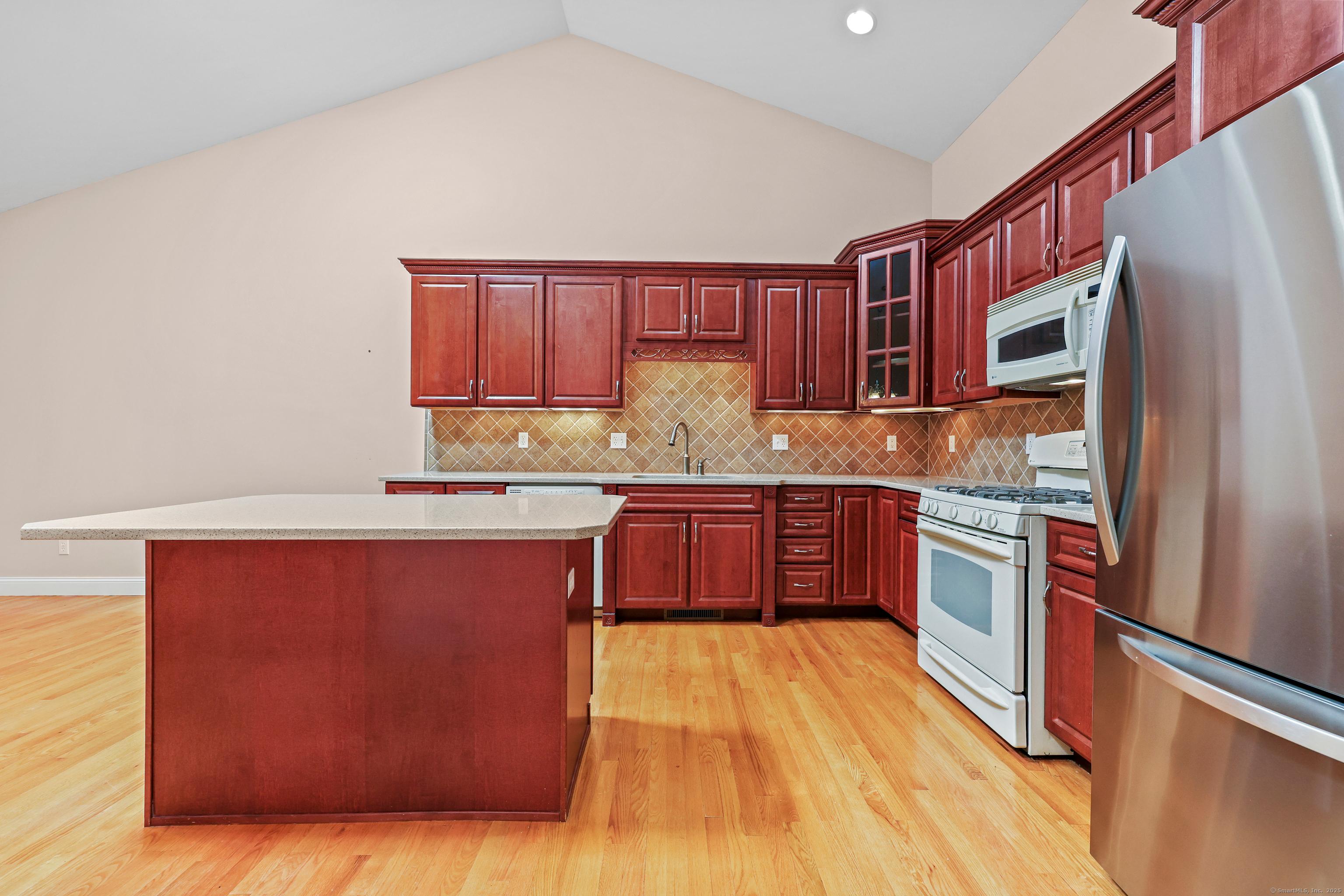 Colchester, Connecticut, 06415, United States, 2 Bedrooms Bedrooms, ,3 BathroomsBathrooms,Residential,For Sale,1943556