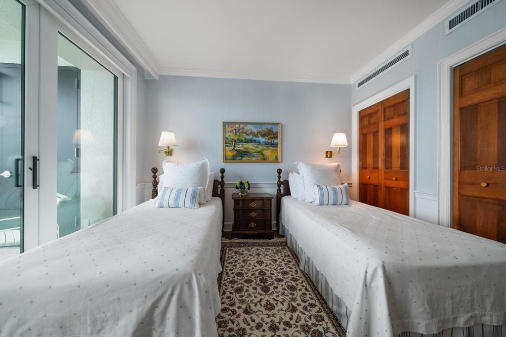 Belleair, Florida, 33756, United States, 3 Bedrooms Bedrooms, ,2 BathroomsBathrooms,Residential,For Sale,1793100