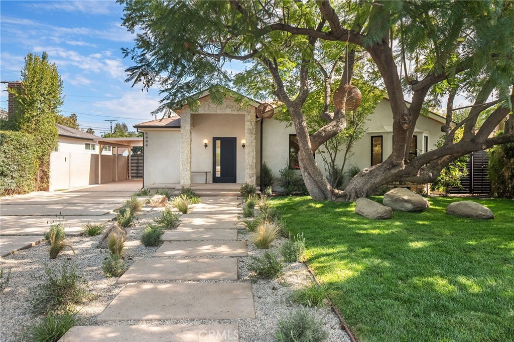 Valley Village, California, 91607, United States, 3 Bedrooms Bedrooms, ,3 BathroomsBathrooms,Residential,For Sale,2002294