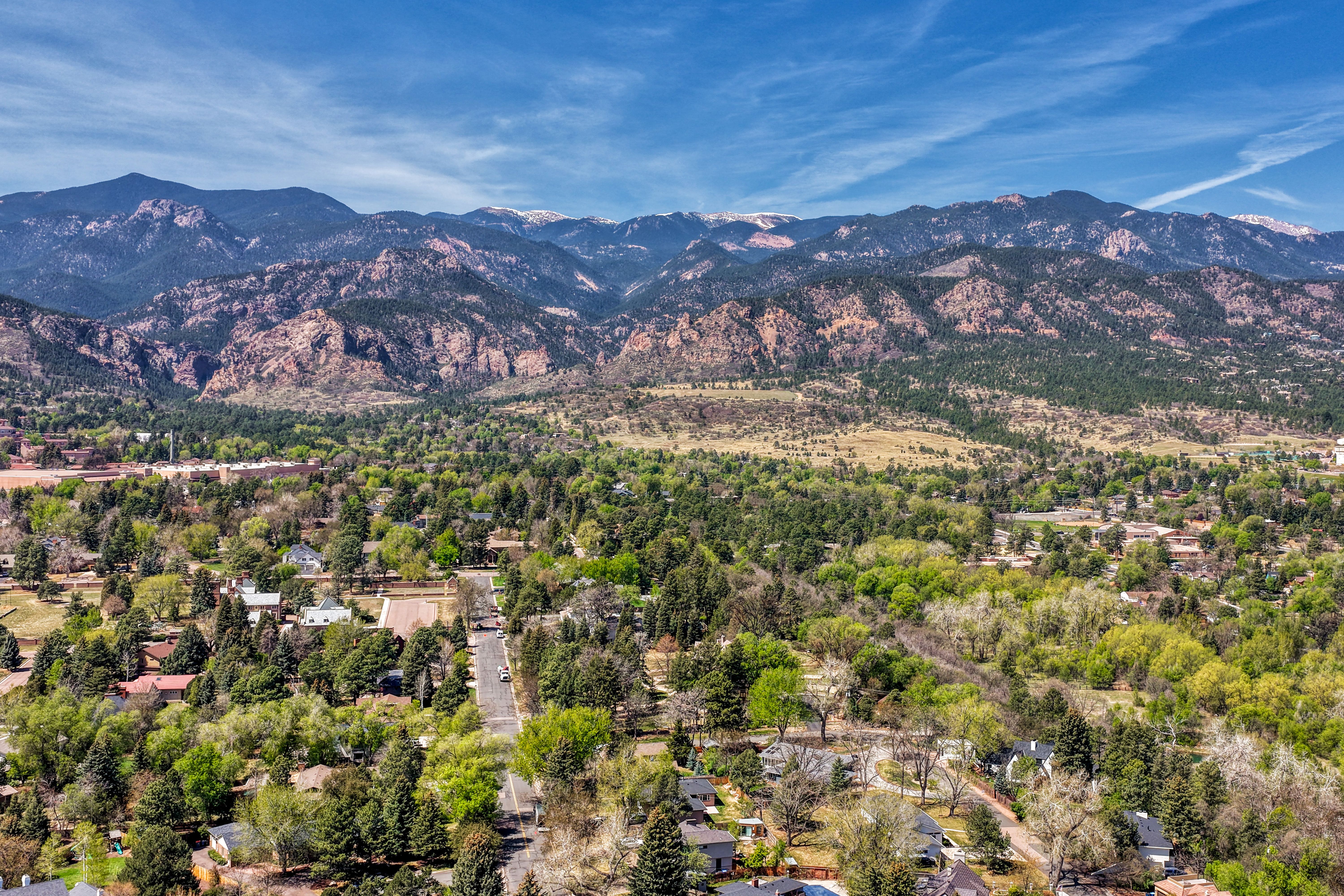  Elevated Broadmoor Masterpiece on Polo Drive - 物件實景