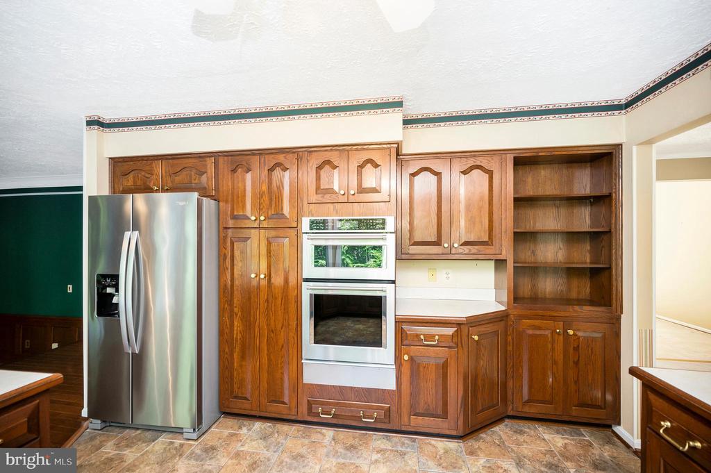 Woodbridge, Virginia, 22192, United States, 3 Bedrooms Bedrooms, ,3 BathroomsBathrooms,Residential,For Sale,1921378