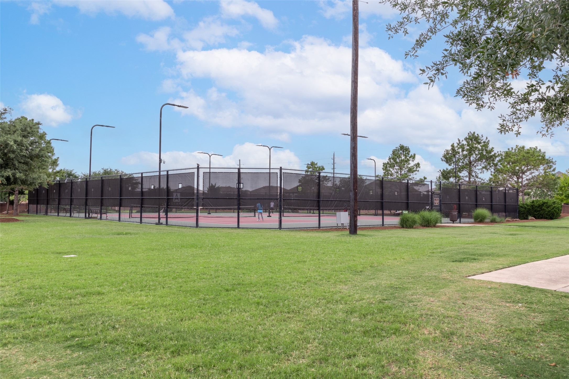 Richmond, Texas, 77407, United States, 4 Bedrooms Bedrooms, ,3 BathroomsBathrooms,Residential,For Sale,1883257