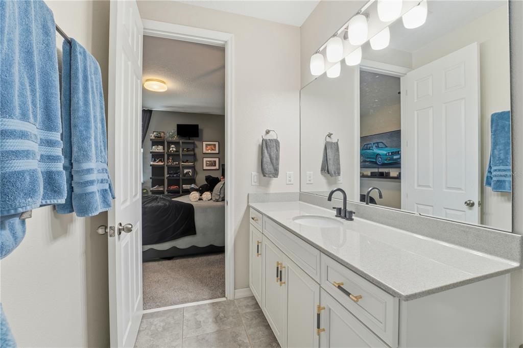 Winter Garden, Florida, 34787, United States, 5 Bedrooms Bedrooms, ,5 BathroomsBathrooms,Residential,For Sale,1987949