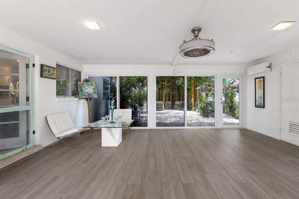 Sarasota, Florida, 34234, United States, 3 Bedrooms Bedrooms, ,2 BathroomsBathrooms,Residential,For Sale,1805099