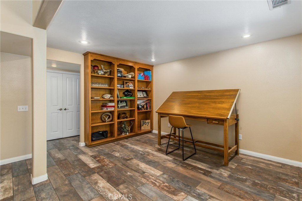 Oak Glen, California, 92399, United States, 2 Bedrooms Bedrooms, ,2 BathroomsBathrooms,Residential,For Sale,1920636