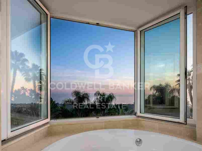 Marbella, Andalusia, ES, 6 Bedrooms Bedrooms, ,6 BathroomsBathrooms,Residential,For Sale,1794684