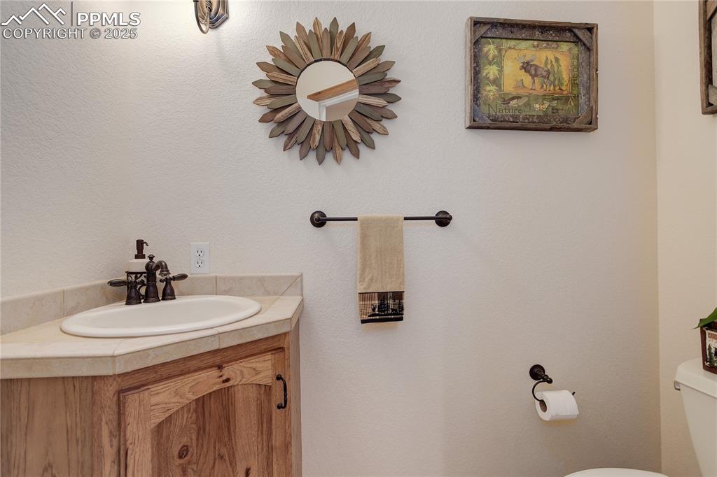 Colorado Springs, Colorado, 80908, United States, 4 Bedrooms Bedrooms, ,4 BathroomsBathrooms,Residential,For Sale,1839239