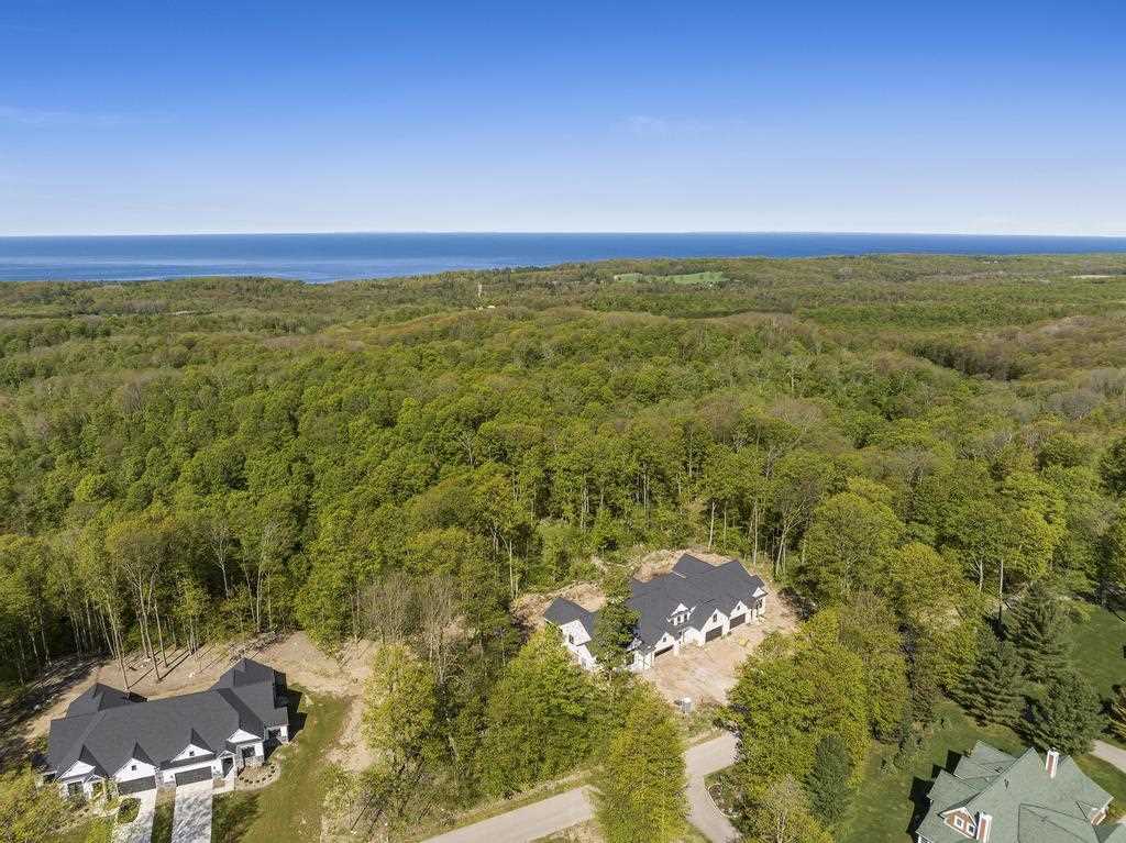 Harbor Springs, Michigan, 49740, United States, 3 Bedrooms Bedrooms, ,2 BathroomsBathrooms,Residential,For Sale,1818428