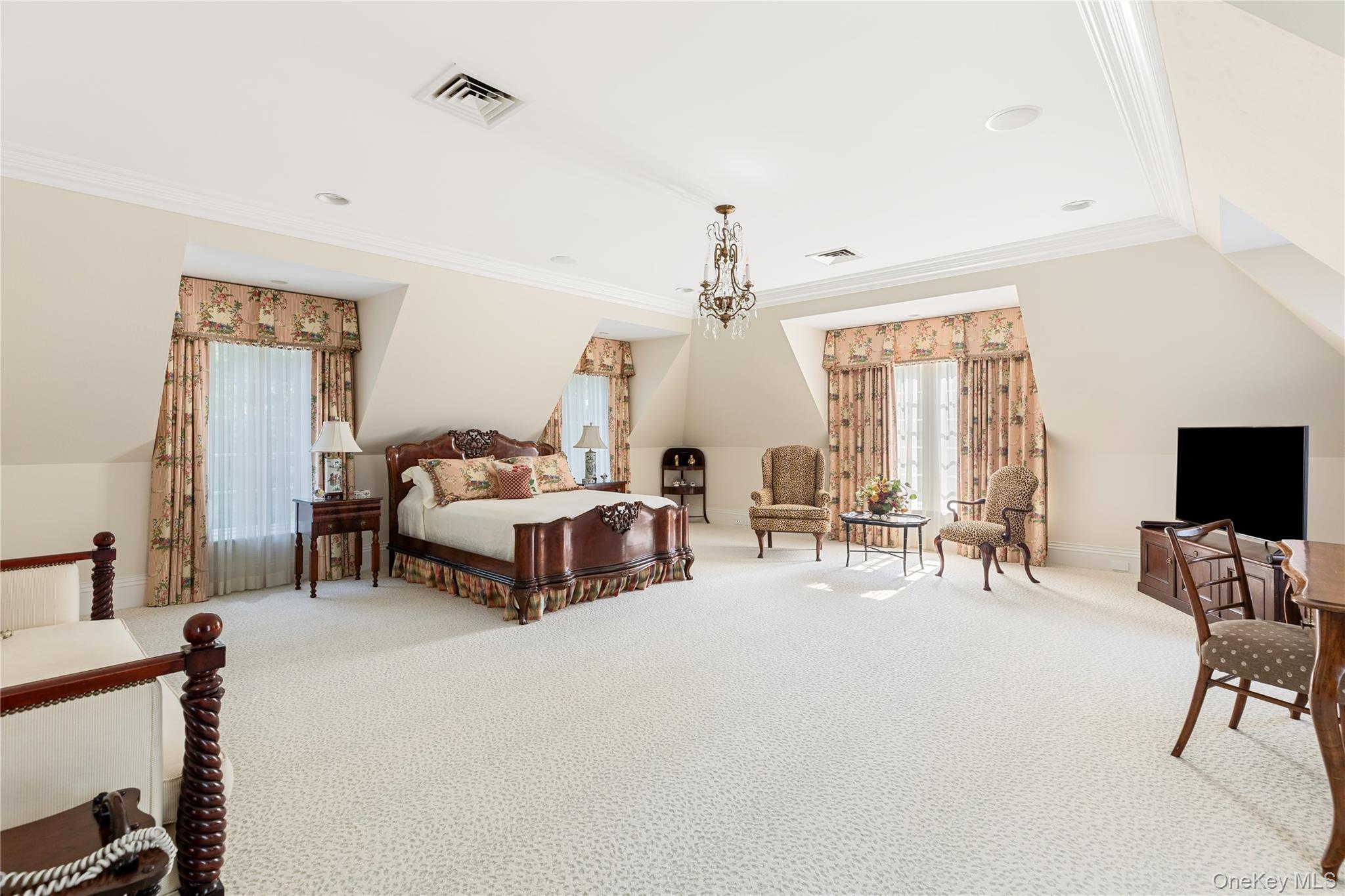  39 Chestnut Hill Drive, Upper Brookville, NY, 11771 - 物件實景