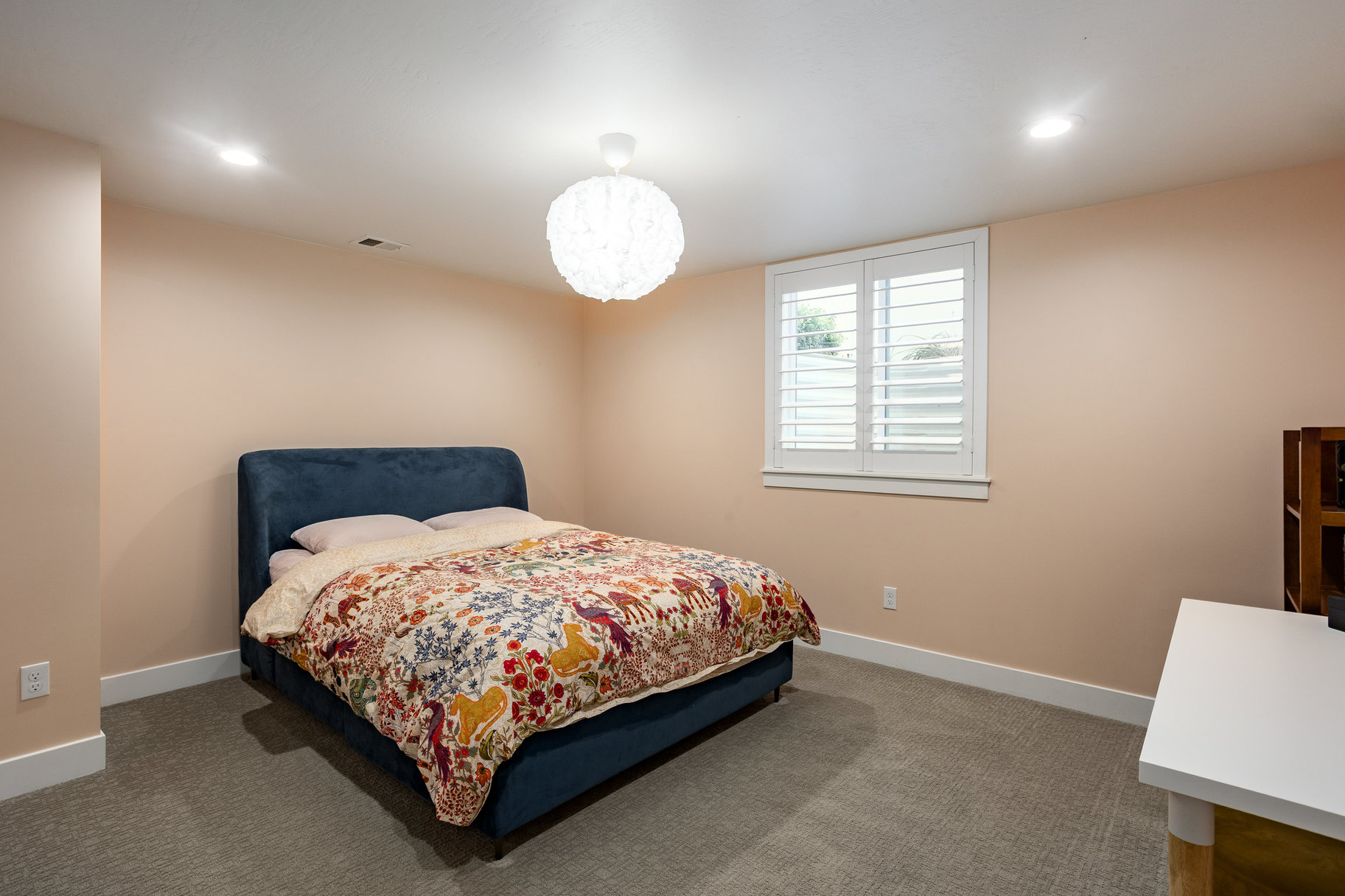  Modern Farmhouse Charm in Farmington - 物件實景