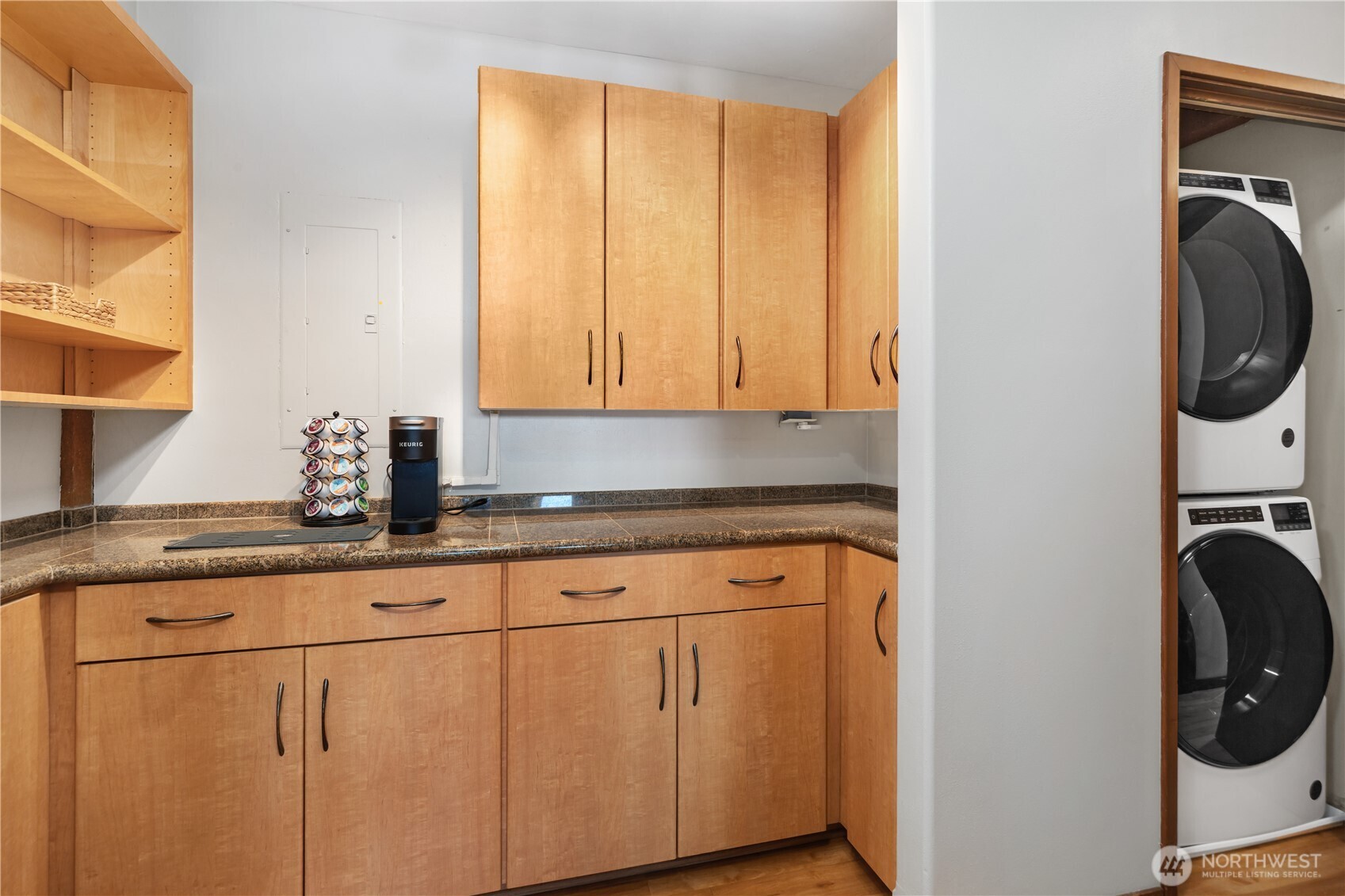 Port Ludlow, Washington, 98365, United States, 2 Bedrooms Bedrooms, ,2 BathroomsBathrooms,Residential,For Sale,1838717