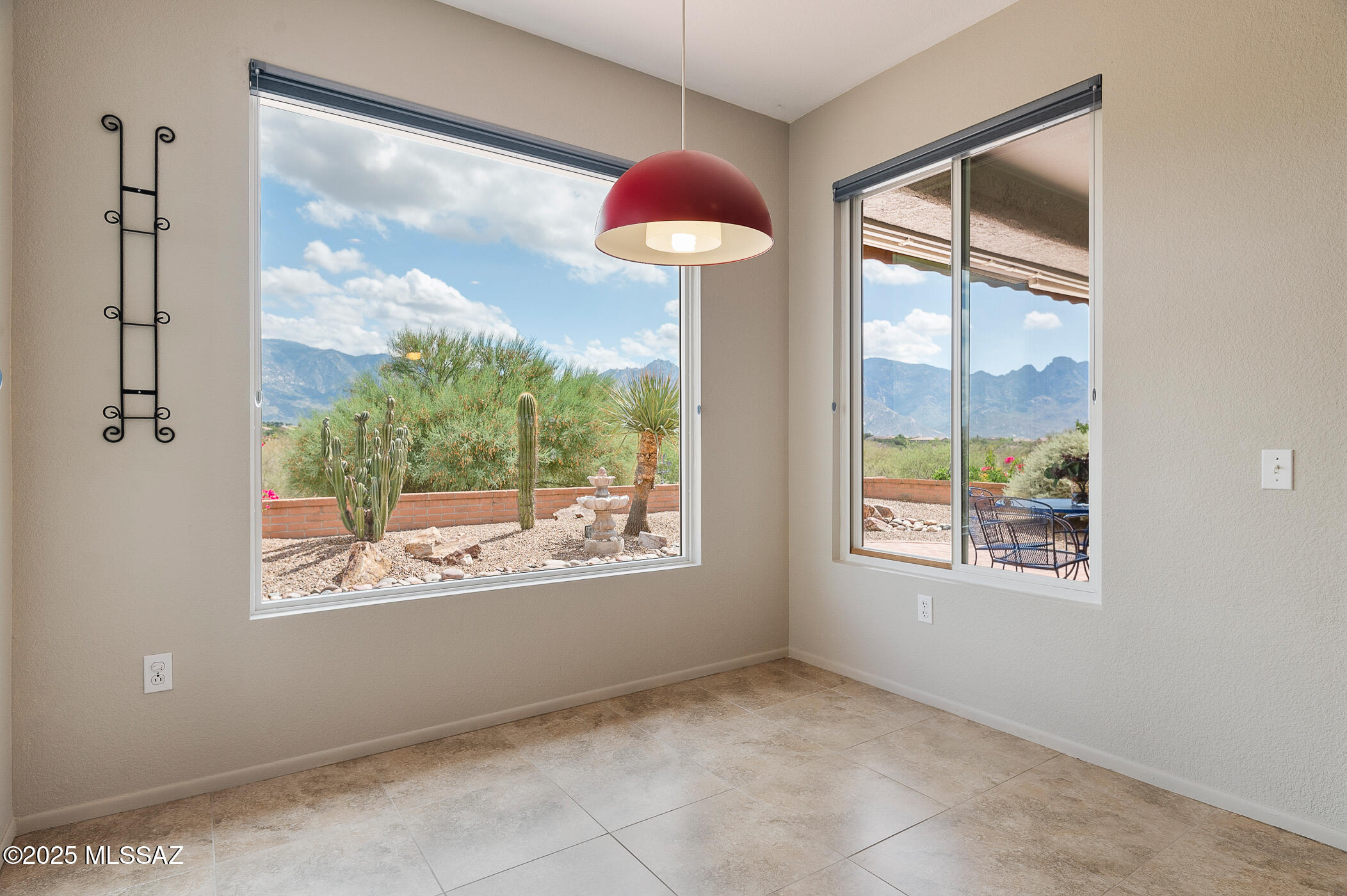 Oro Valley, Arizona, 85755, United States, 2 Bedrooms Bedrooms, ,2 BathroomsBathrooms,Residential,For Sale,1959033