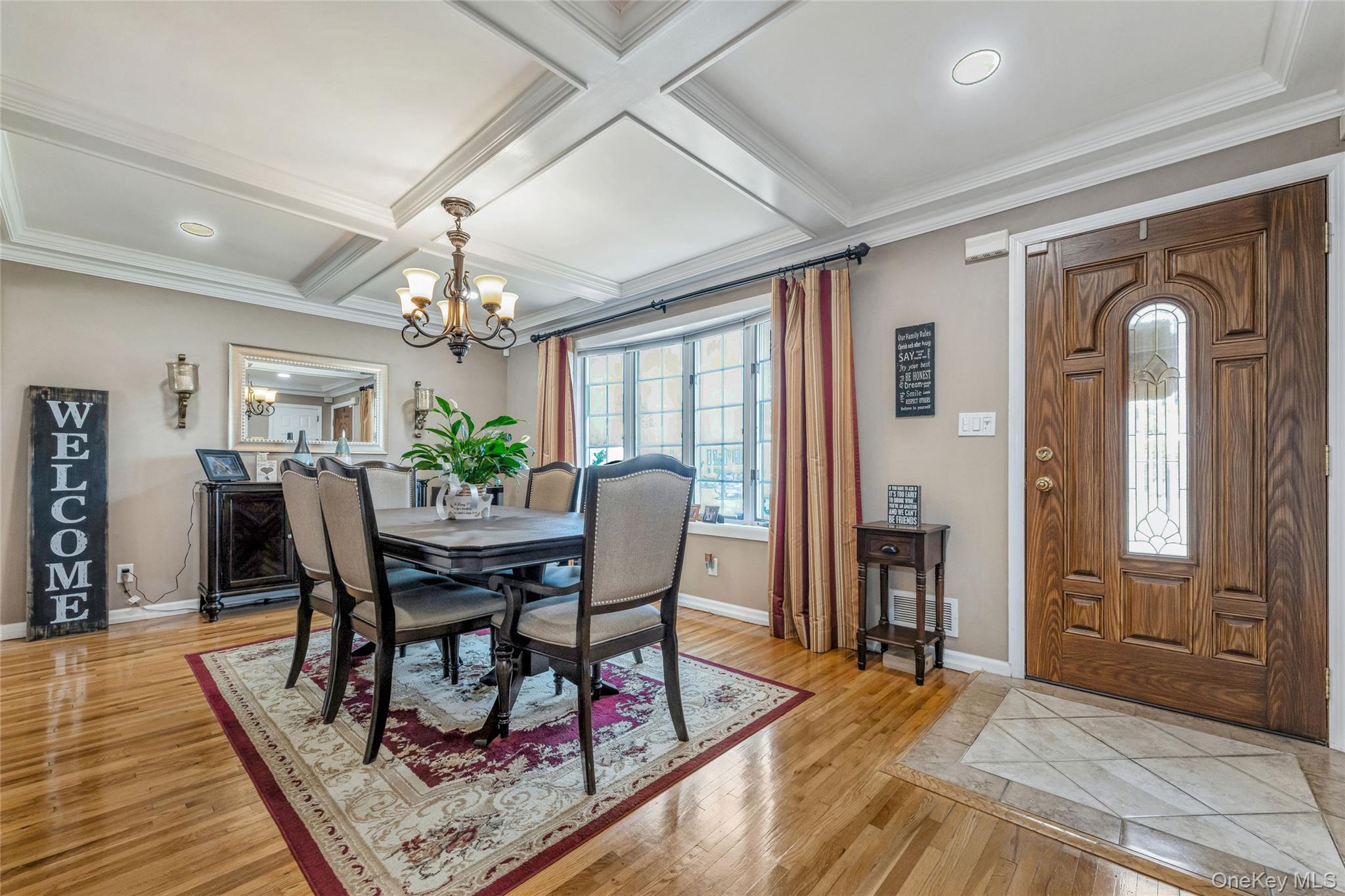 Seaford, New York, 11783, United States, 4 Bedrooms Bedrooms, ,2 BathroomsBathrooms,Residential,For Sale,1939817