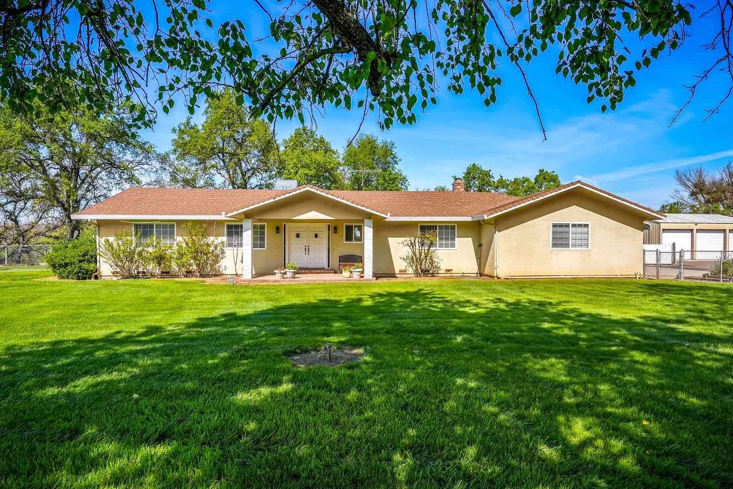 Linden, California, 952536, United States, 3 Bedrooms Bedrooms, ,2 BathroomsBathrooms,Residential,For Sale,2029919