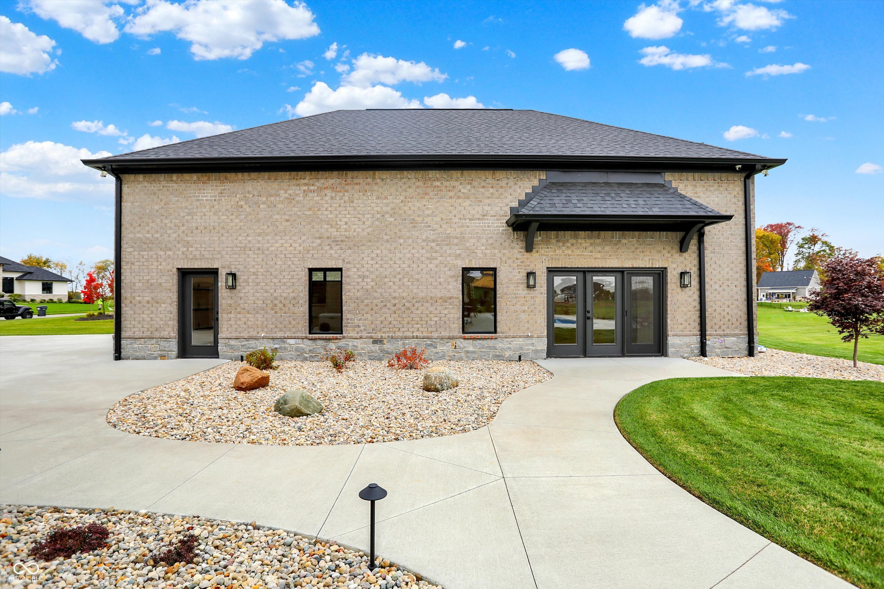 Bargersville, Indiana, 46106, United States, 5 Bedrooms Bedrooms, ,6 BathroomsBathrooms,Residential,For Sale,1983672