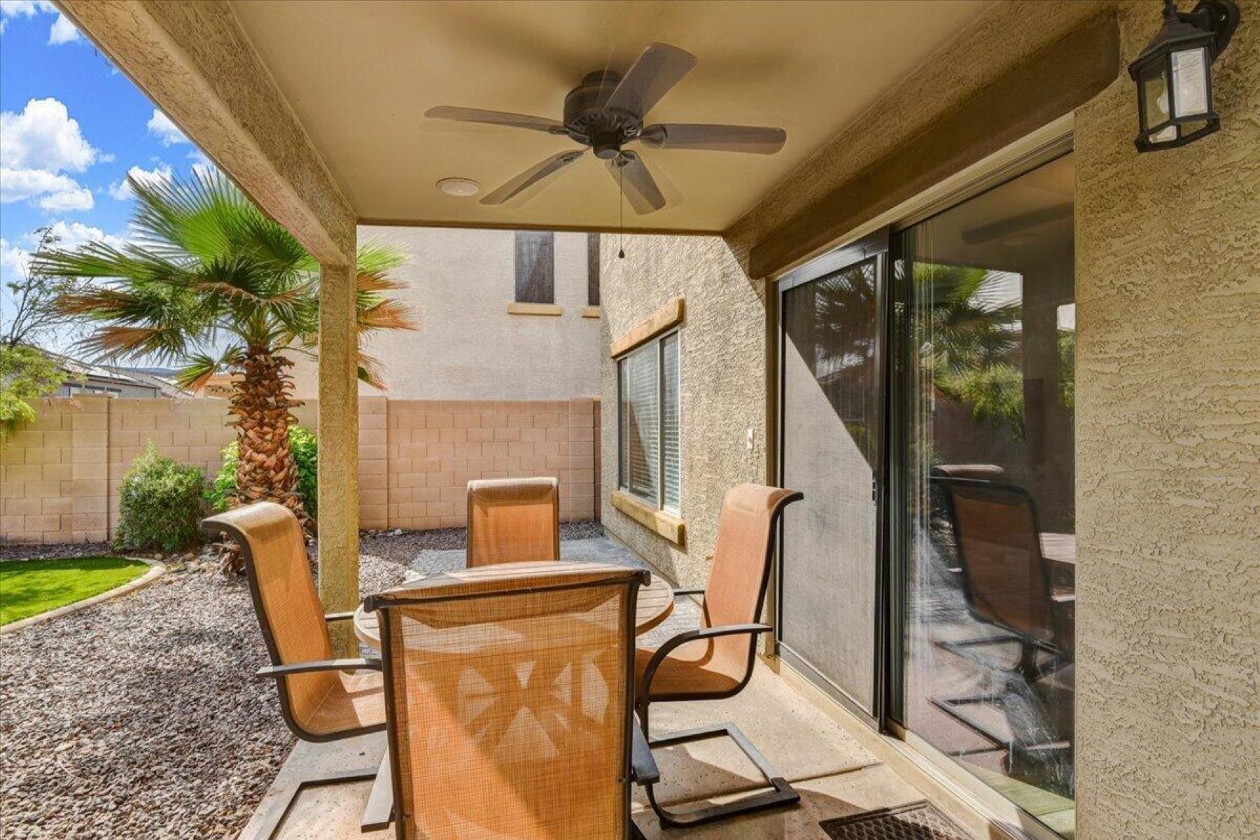  2329 W Barwick Drive¦Phoenix, AZ - 物件實景