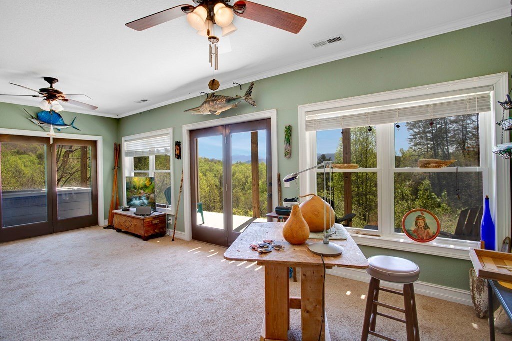 Hayesville, North Carolina, 28904, United States, 3 Bedrooms Bedrooms, ,4 BathroomsBathrooms,Residential,For Sale,1924483