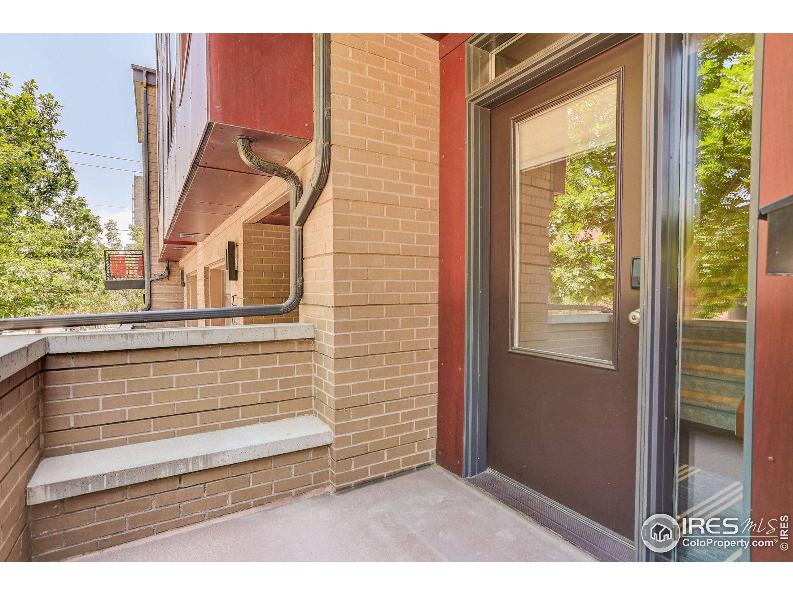 Denver, Colorado, 80211, United States, 2 Bedrooms Bedrooms, ,3 BathroomsBathrooms,Residential,For Sale,1895897
