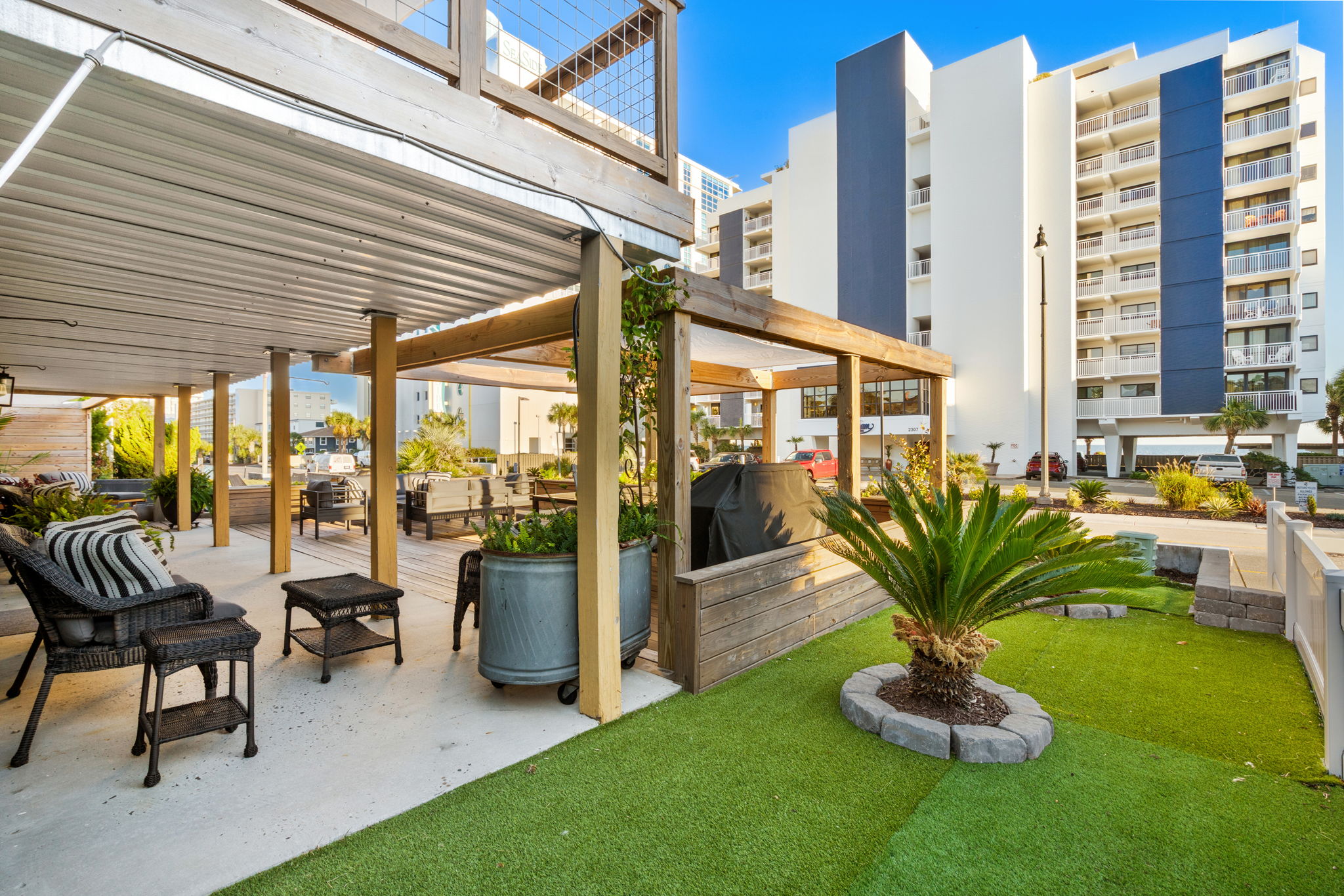 North Myrtle Beach, South Carolina, 29582, United States, 6 Bedrooms Bedrooms, ,3 BathroomsBathrooms,Residential,For Sale,1994221