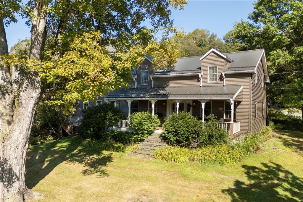 Walton, New York, 13856, United States, 4 Bedrooms Bedrooms, ,4 BathroomsBathrooms,Residential,For Sale,1947097