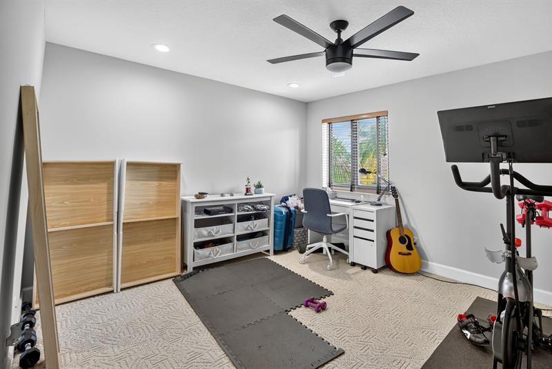 Miramar, Florida, 33027, United States, 5 Bedrooms Bedrooms, ,3 BathroomsBathrooms,Residential,For Sale,1987631