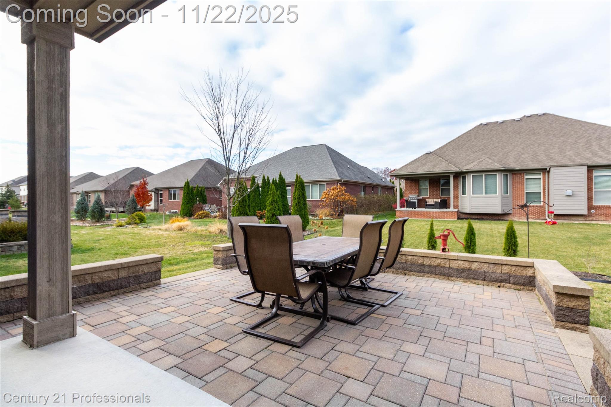 ClintonTownship, Michigan, 48038, United States, 3 Bedrooms Bedrooms, ,4 BathroomsBathrooms,Residential,For Sale,1994254