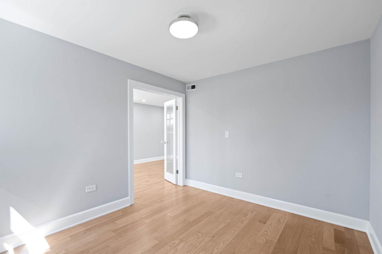 Des Plaines, Illinois, 60016, United States, 4 Bedrooms Bedrooms, ,2 BathroomsBathrooms,Residential,For Sale,1826836