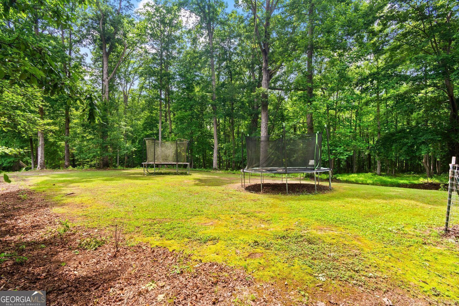 Cumming, Georgia, 30028, United States, 4 Bedrooms Bedrooms, ,5 BathroomsBathrooms,Residential,For Sale,1859105