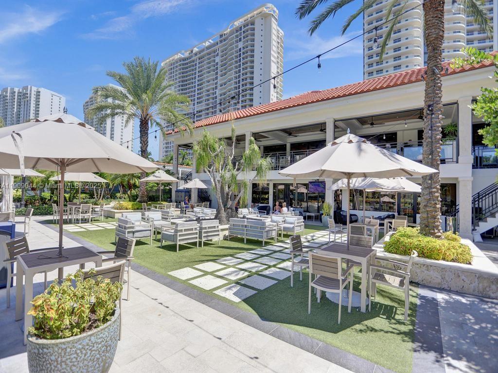 Aventura, Florida, 33160, United States, 2 Bedrooms Bedrooms, ,2 BathroomsBathrooms,Residential,For Sale,1989230