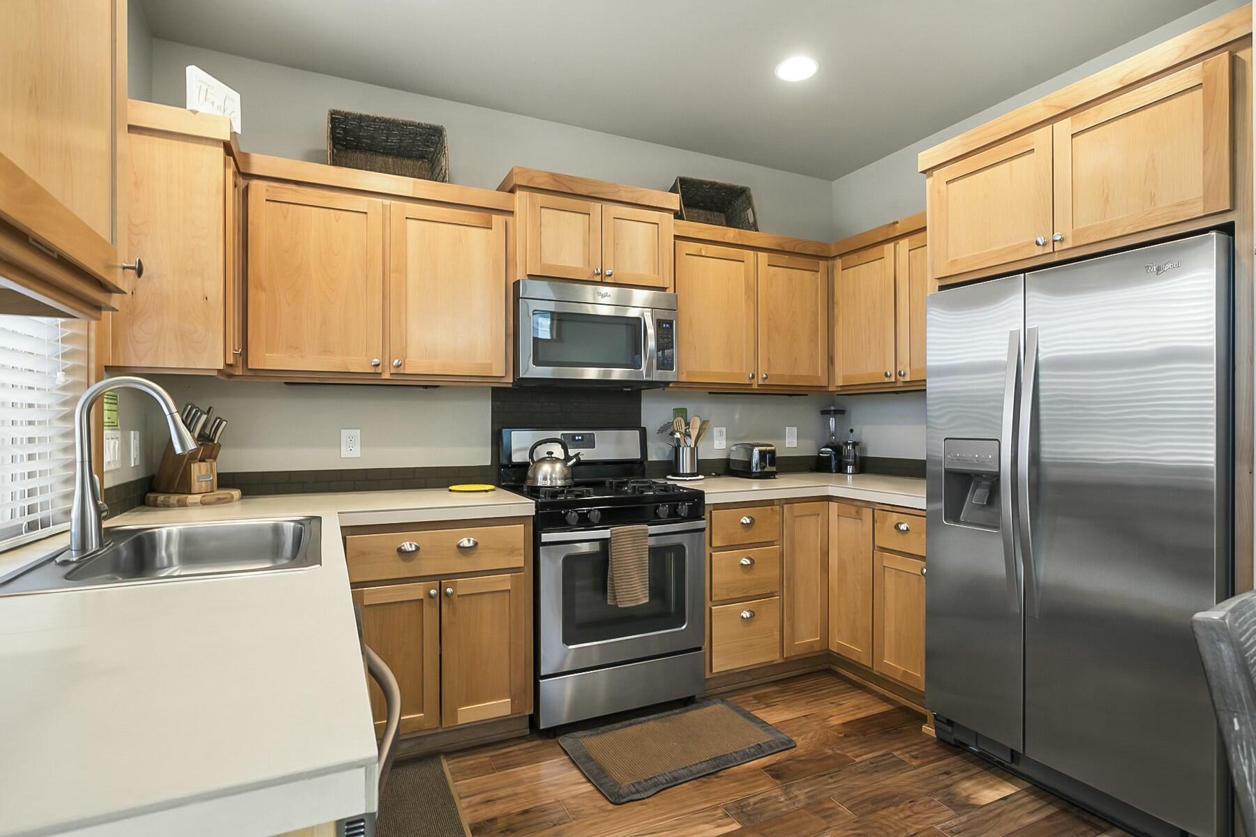 Redmond, Oregon, 97756, United States, 3 Bedrooms Bedrooms, ,2 BathroomsBathrooms,Residential,For Sale,1729232