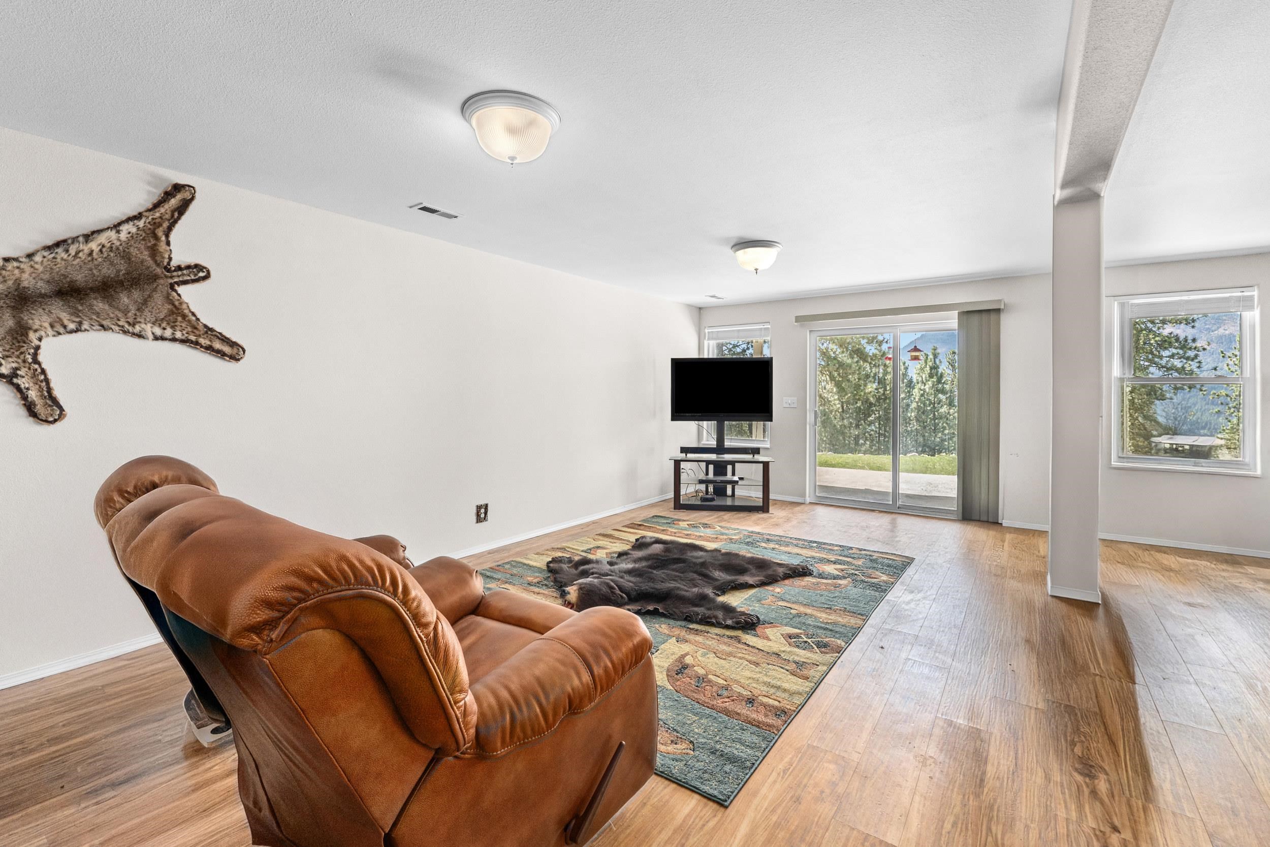 Addy, Washington, 99101, United States, 3 Bedrooms Bedrooms, ,3 BathroomsBathrooms,Residential,For Sale,1978880