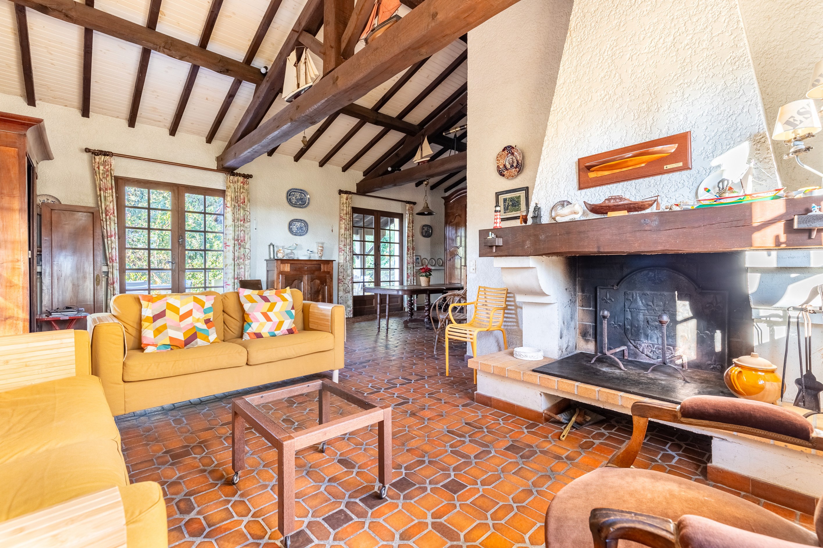  FAMILY VILLA IN A QUIET LOCATION NEAR THE MARKET OF PIRAILLAN - 物件實景