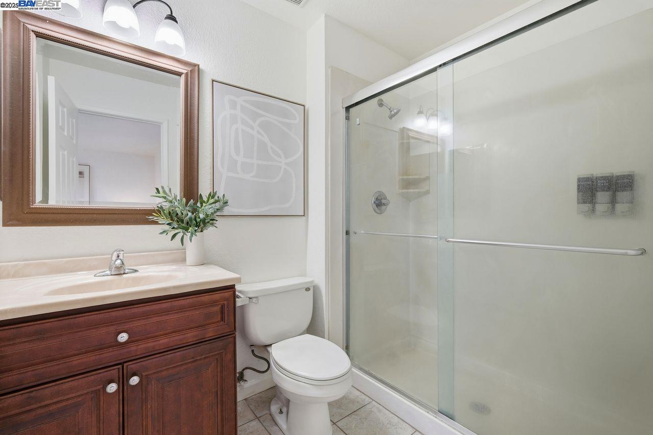 Union City, California, 94587, United States, 3 Bedrooms Bedrooms, ,2 BathroomsBathrooms,Residential,For Sale,2002943