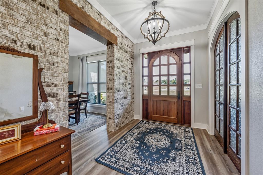 Mineola, Texas, 75773, United States, 3 Bedrooms Bedrooms, ,3 BathroomsBathrooms,Residential,For Sale,1947145