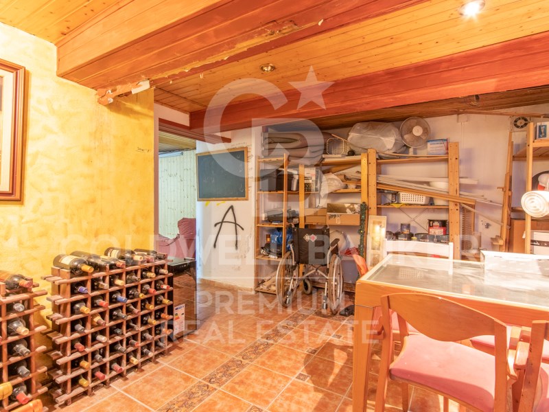 Sant Quirze del Vallès, Catalonia, ES, 4 Bedrooms Bedrooms, ,2 BathroomsBathrooms,Residential,For Sale,1614303