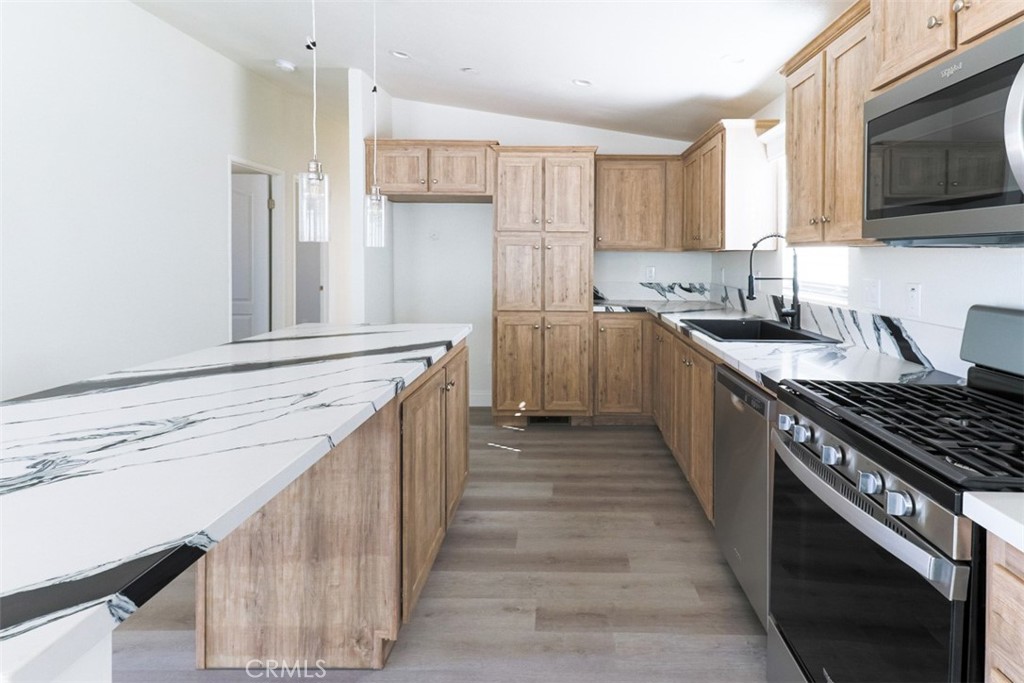 Temecula, California, 92591, United States, 3 Bedrooms Bedrooms, ,2 BathroomsBathrooms,Residential,For Sale,2028585