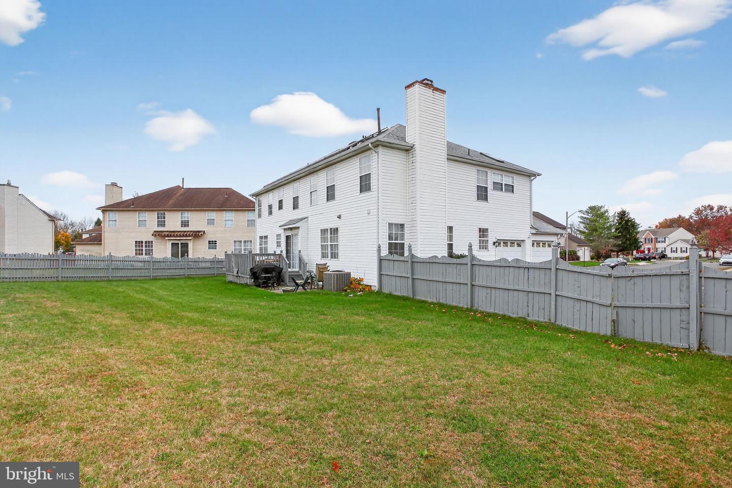 Burlington, New Jersey, 08016, United States, 4 Bedrooms Bedrooms, ,3 BathroomsBathrooms,Residential,For Sale,1988939