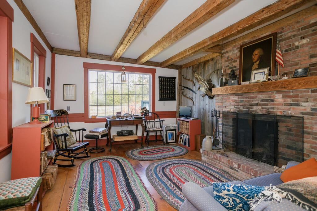 Farmington, Maine, 04938, United States, 5 Bedrooms Bedrooms, ,3 BathroomsBathrooms,Residential,For Sale,1960728