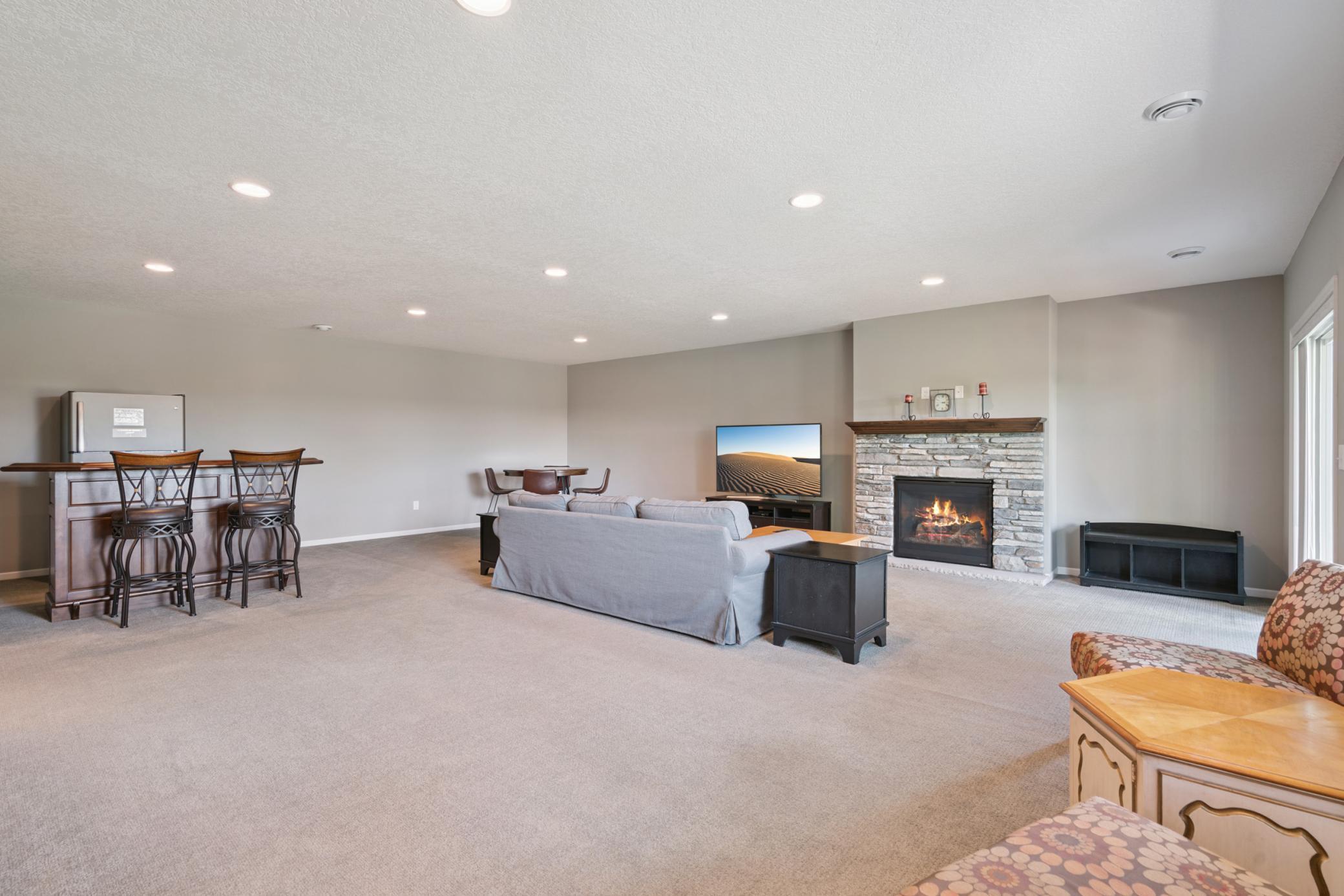 Carver, Minnesota, 55315, United States, 3 Bedrooms Bedrooms, ,2 BathroomsBathrooms,Residential,For Sale,1927494