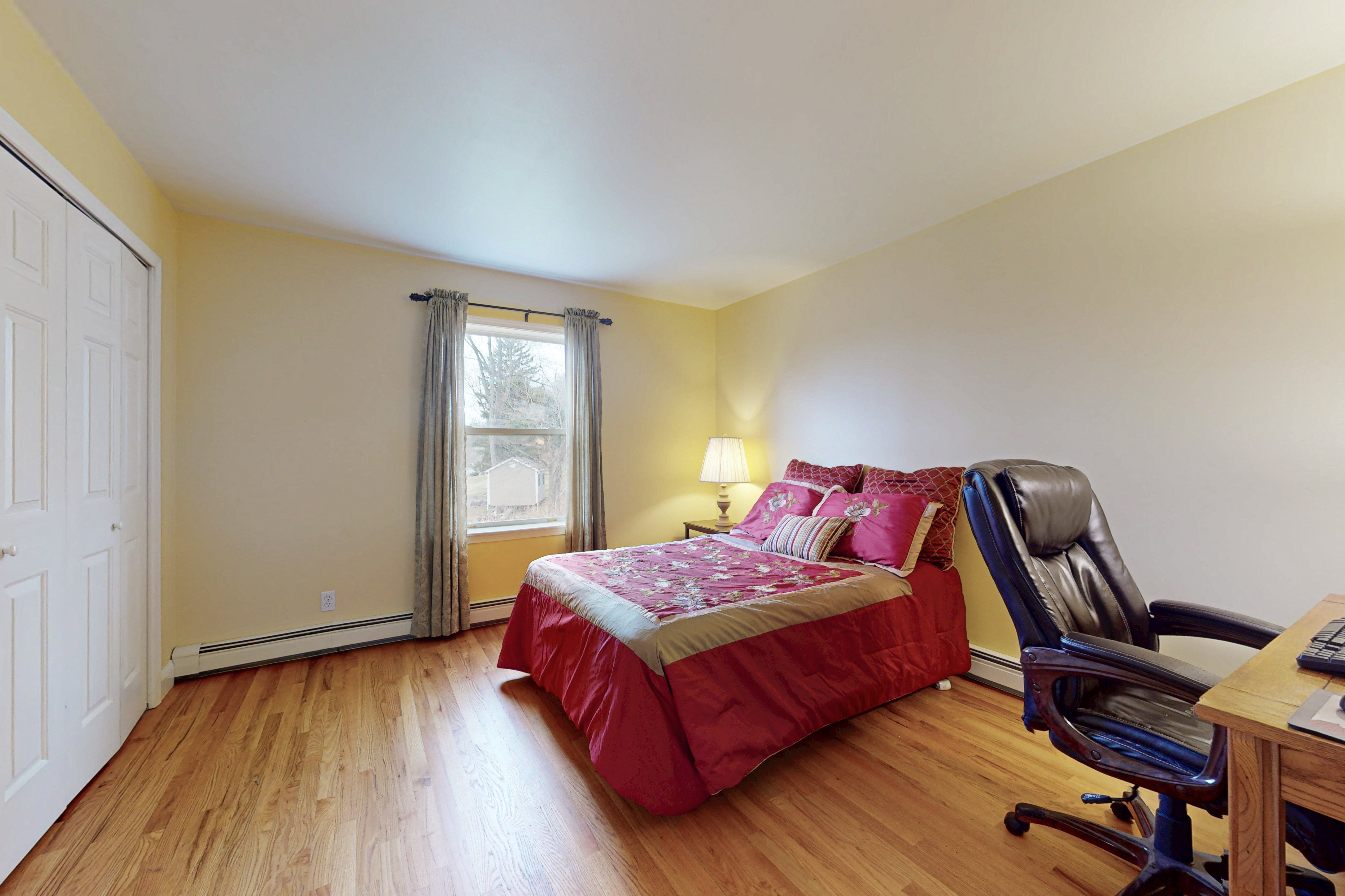  Stunning Colonial on Danbury