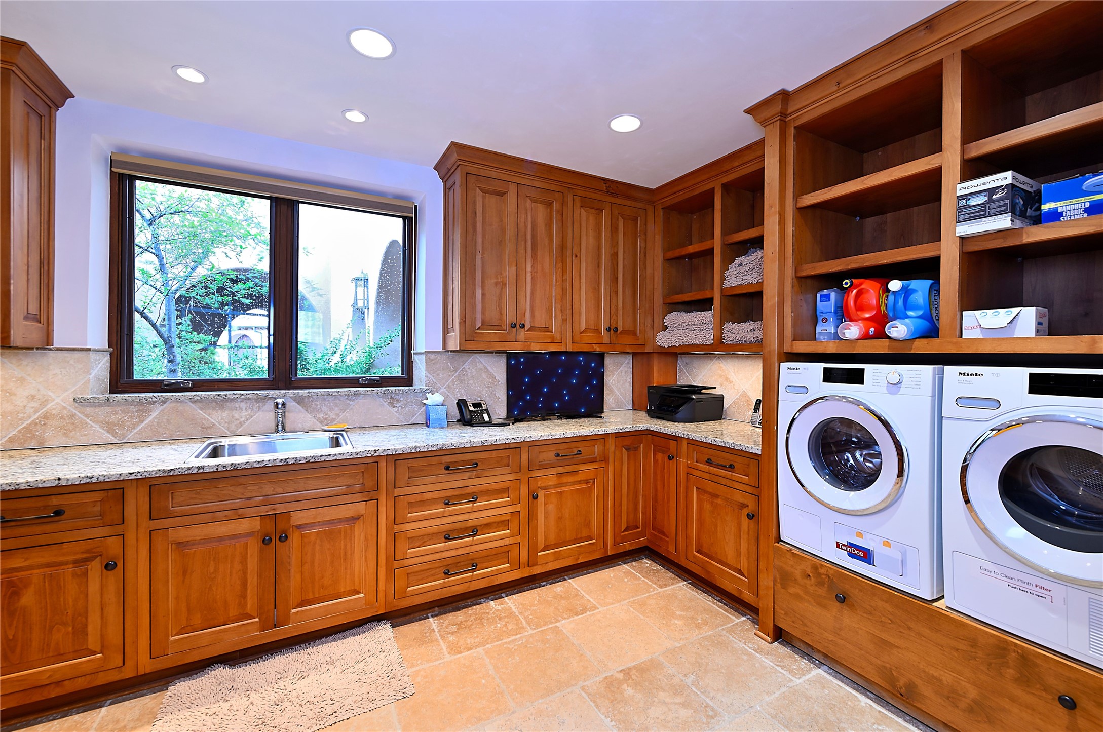  16 Hacienda Rincon - 物件實景