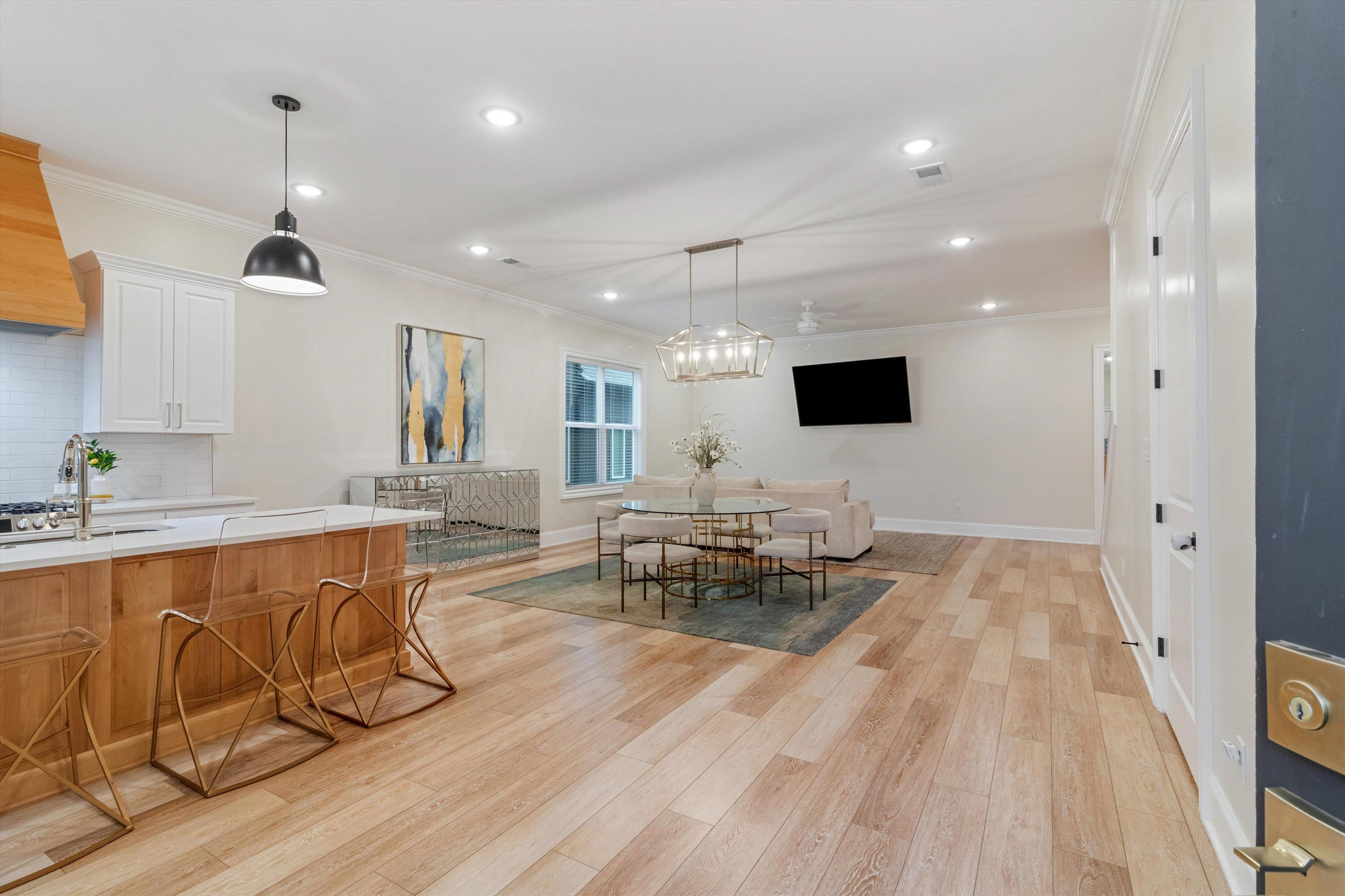 Jackson, Tennessee, 38301-5272, United States, 3 Bedrooms Bedrooms, ,3 BathroomsBathrooms,Residential,For Sale,2003469