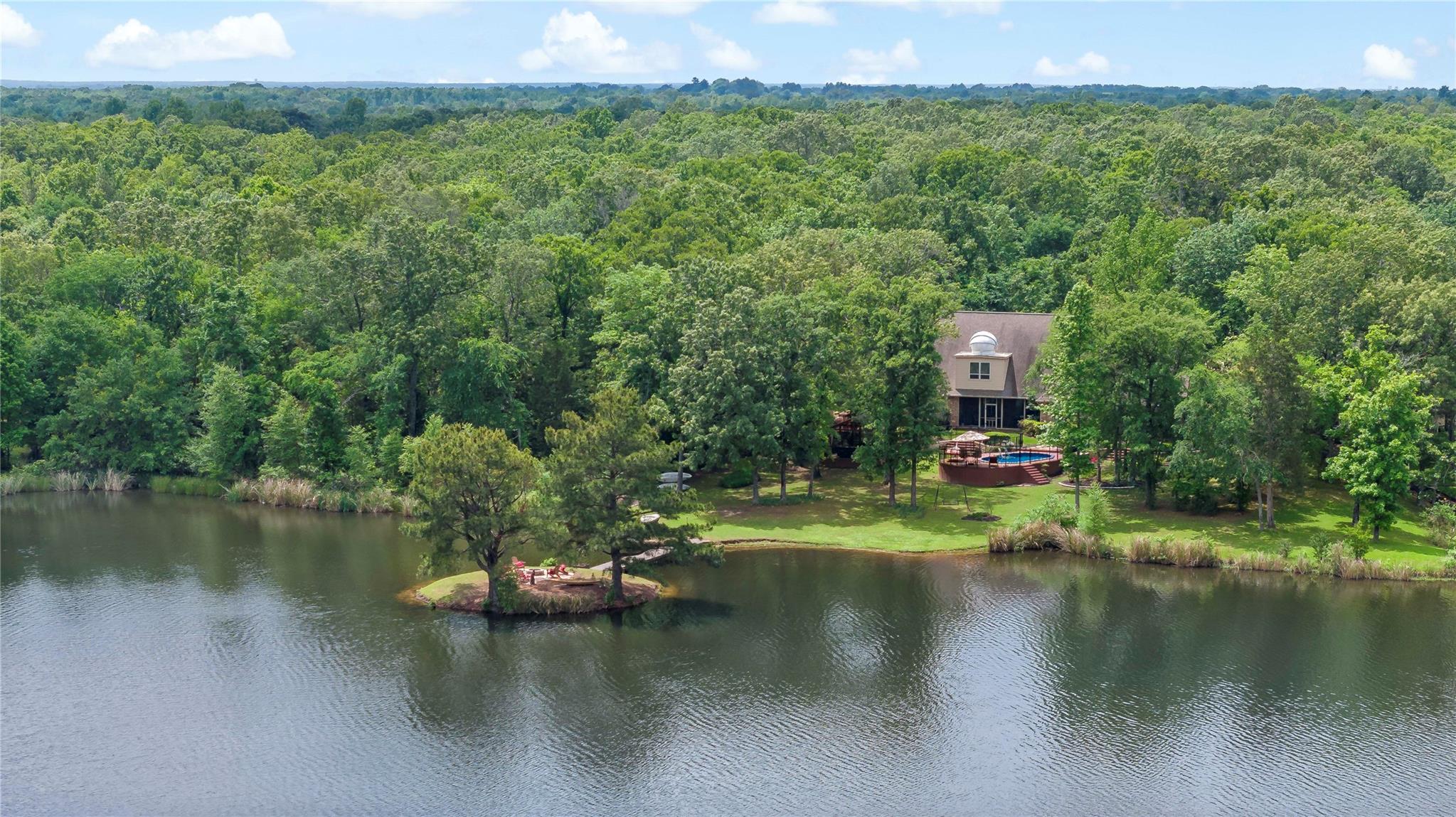 Powderly, Texas, 75473, United States, 5 Bedrooms Bedrooms, ,5 BathroomsBathrooms,Residential,For Sale,2024078