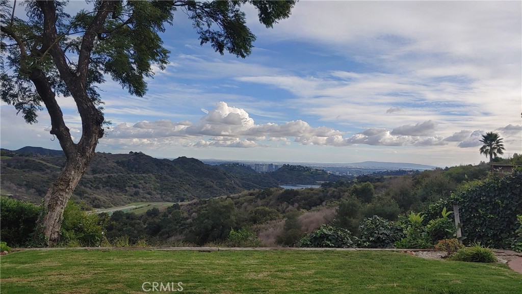 Los Angeles, California, 90077, United States, 3 Bedrooms Bedrooms, ,2 BathroomsBathrooms,Residential,For Sale,2016368