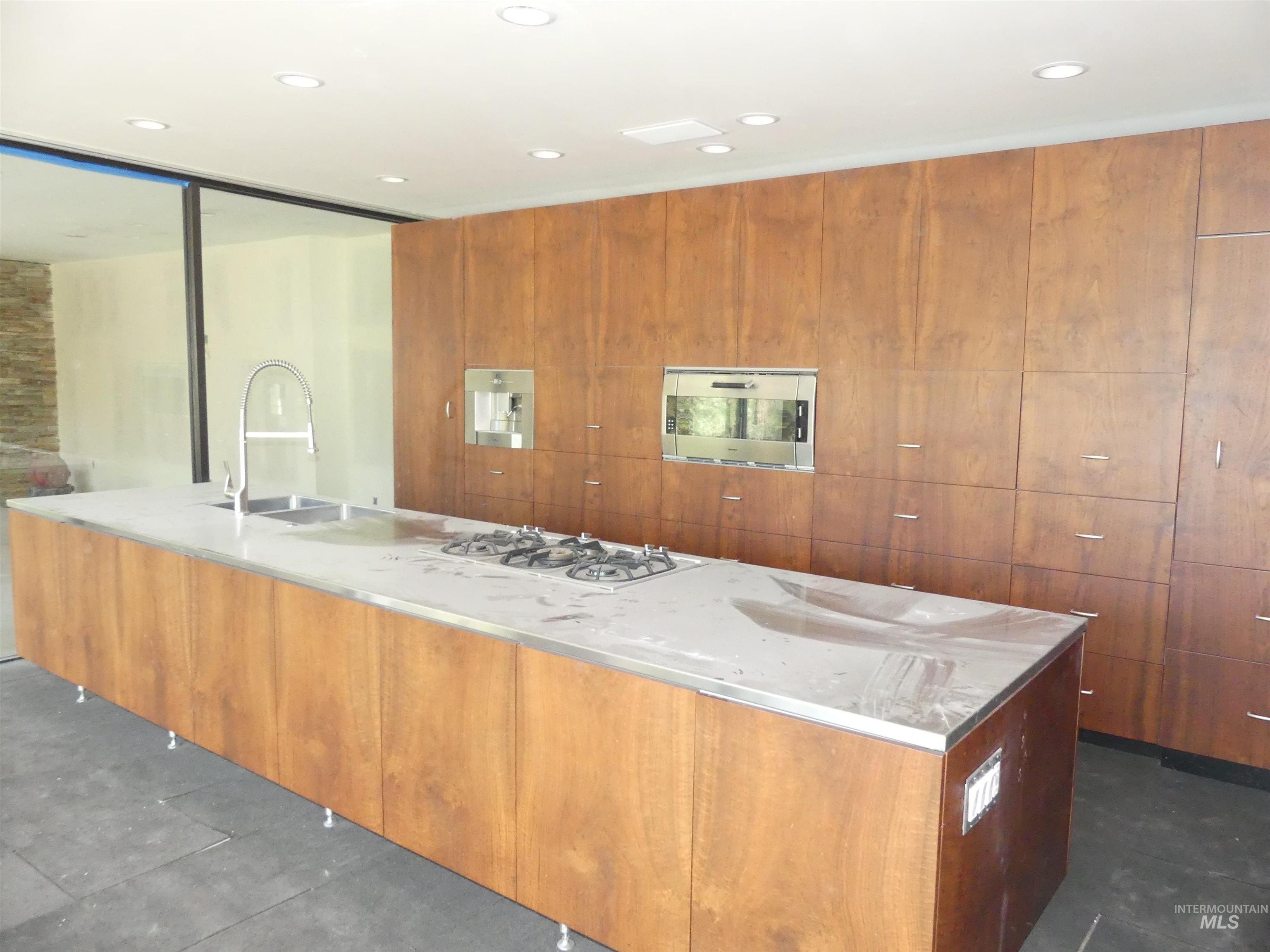 New Meadows, Idaho, 83654, United States, 4 Bedrooms Bedrooms, ,4 BathroomsBathrooms,Residential,For Sale,1980814